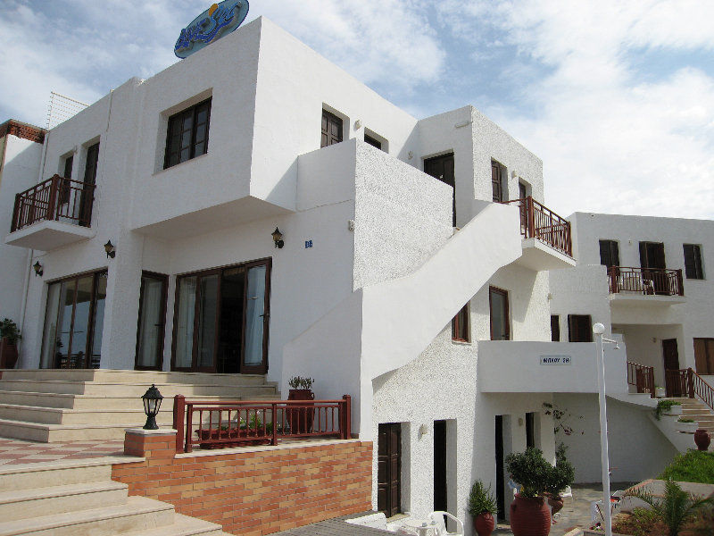 Blue Sea Hotel Apartments Ретимно Экстерьер фото