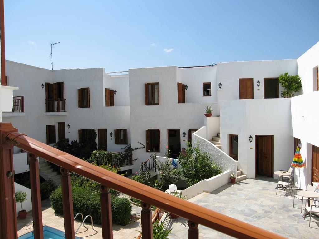 Blue Sea Hotel Apartments Ретимно Экстерьер фото